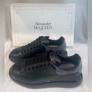 Alexander McQueen Larry Sneakers, black with silver studs. Size 11 in Men